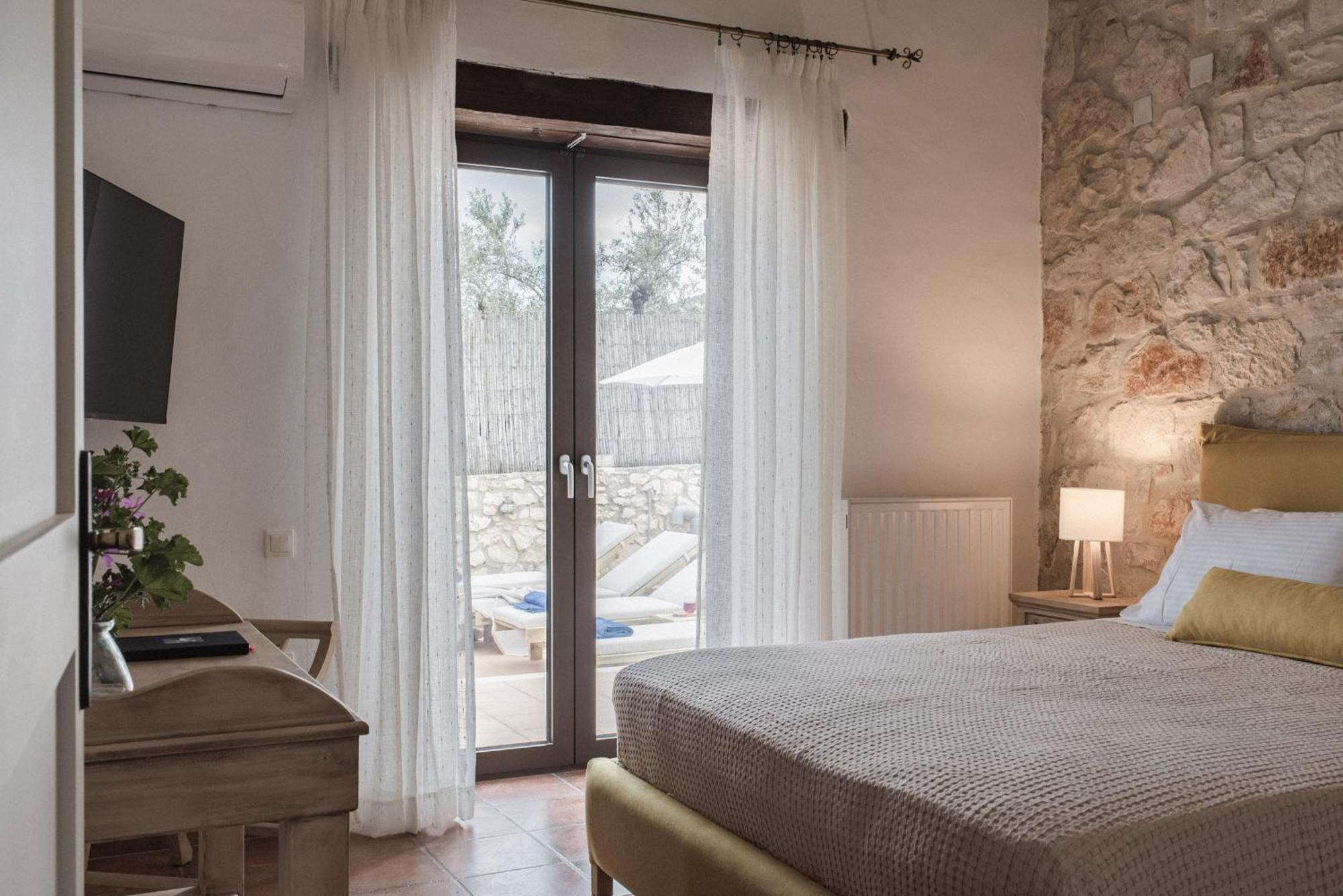 Viatzo Villas - Eclectic Villas With Heated Saltwater Pools Mouzakion  Екстер'єр фото